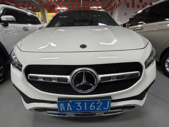 Mercedes-Benz GLA 2020 Model GLA 200 – фото 2