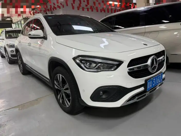 Mercedes-Benz GLA 2020 Model GLA 200 – фото 3