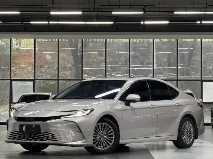 Toyota Camry 2024 Model 2.0E Elite Edition – фото 1