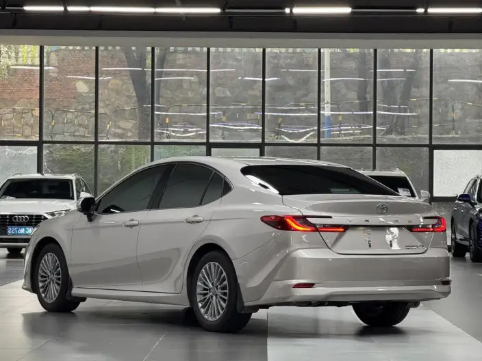 Toyota Camry 2024 Model 2.0E Elite Edition – фото 4