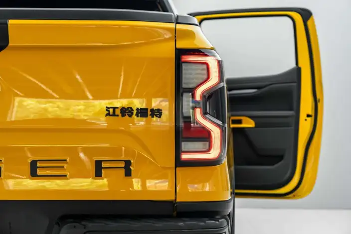 Ford Ranger 2023 Model 2.3T Petrol Automatic 1st Edition – фото 9