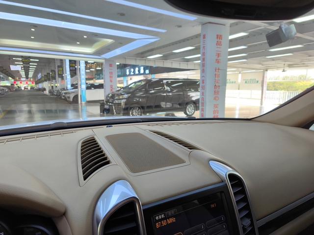 Porsche Cayenne 2011 Cayenne 3.0T – фото 8