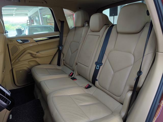 Porsche Cayenne 2011 Cayenne 3.0T – фото 16
