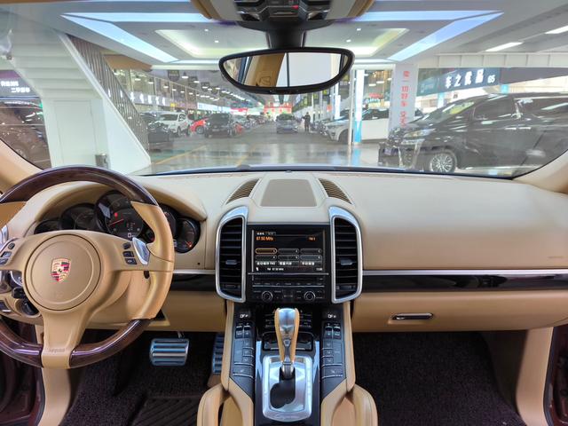 Porsche Cayenne 2011 Cayenne 3.0T – фото 18