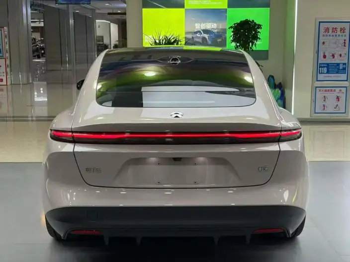 NIO ET5 2025 Model 75kWh – фото 4