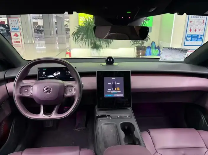 NIO ET5 2025 Model 75kWh – фото 8