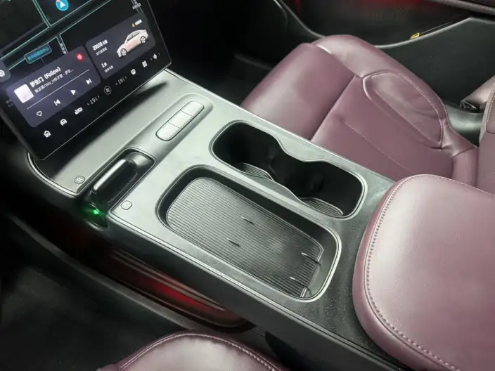 NIO ET5 2025 Model 75kWh – фото 10