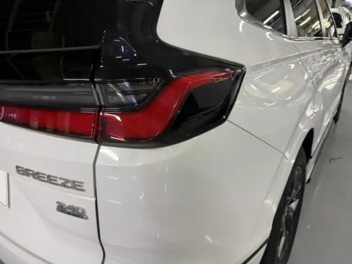 Honda BREEZE 2023 Model 240TURBO CVT 2WD Deluxe Edition – фото 10