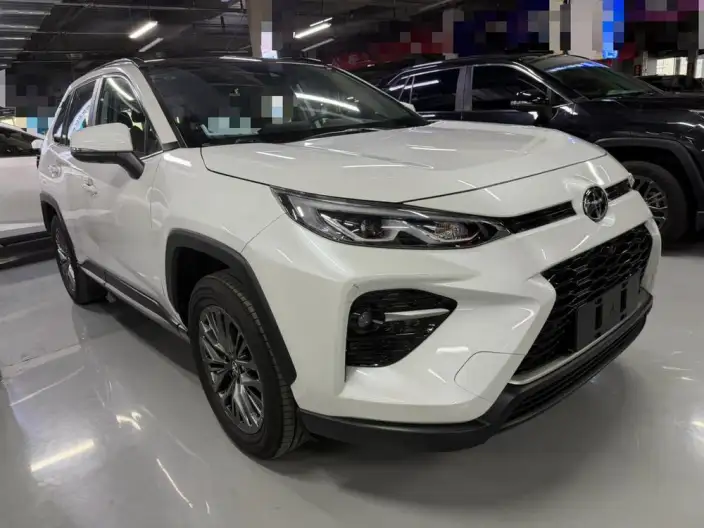 Toyota Wildlander 2023 Model 2.0L 4WD Luxury PLUS Edition – фото 3