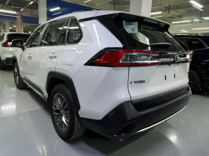 Toyota Wildlander 2023 Model 2.0L 4WD Luxury PLUS Edition – фото 4
