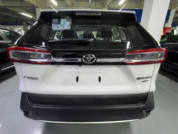 Toyota Wildlander 2023 Model 2.0L 4WD Luxury PLUS Edition – фото 5