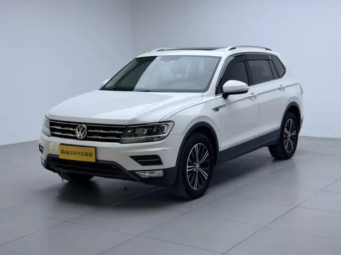 Volkswagen Tiguan L 2020 Model 280TSI Automatic 2WD Panorama Comfort Edition China VI – фото 1