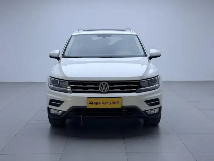 Volkswagen Tiguan L 2020 Model 280TSI Automatic 2WD Panorama Comfort Edition China VI – фото 2