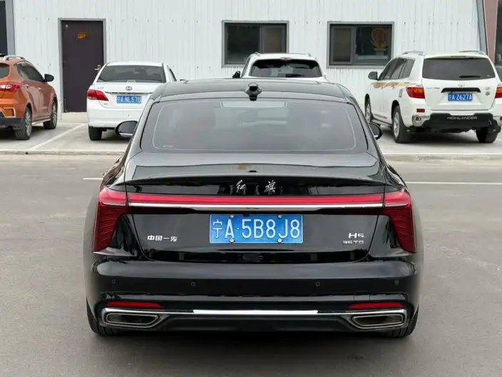 Hongqi H5 2023 Model 1.5T DCT Flag Rhythm Edition – фото 5