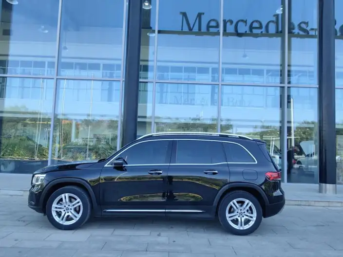 Mercedes-Benz GLB 2021 Model GLB 200 Dynamic Model – фото 3