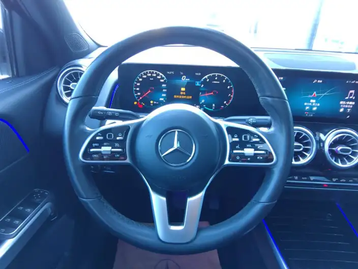 Mercedes-Benz GLB 2021 Model GLB 200 Dynamic Model – фото 9