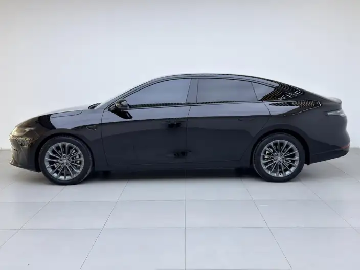 Leapmotor C01 2024 Model EV Edition 525 Exclusive Edition – фото 4