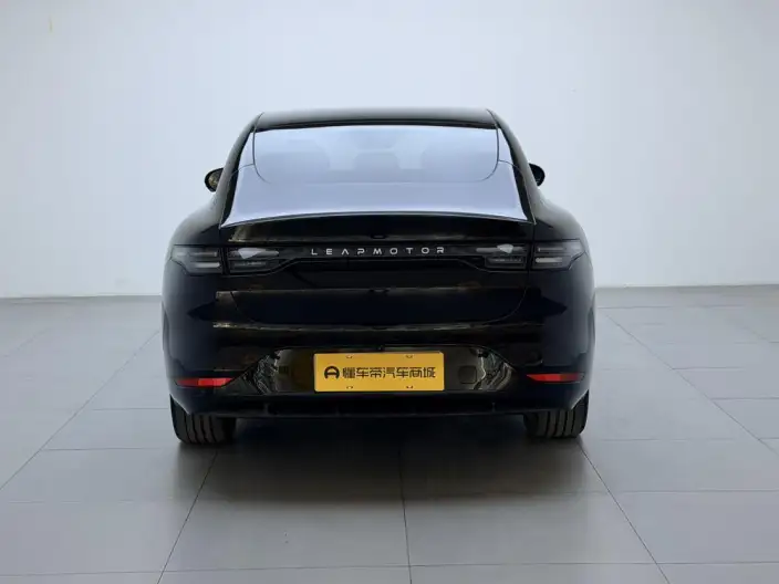 Leapmotor C01 2024 Model EV Edition 525 Exclusive Edition – фото 6