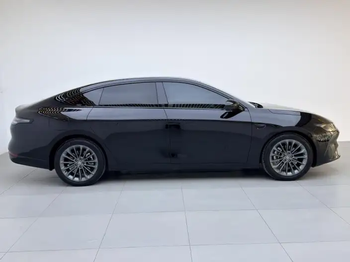 Leapmotor C01 2024 Model EV Edition 525 Exclusive Edition – фото 8
