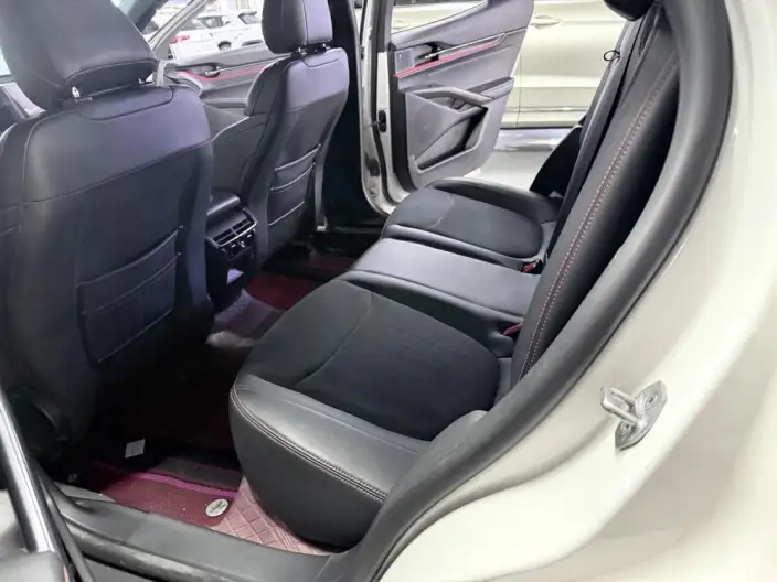 Ford Mondeo 2024 Model 2.0T E- Hybrid Sports Edition – фото 6