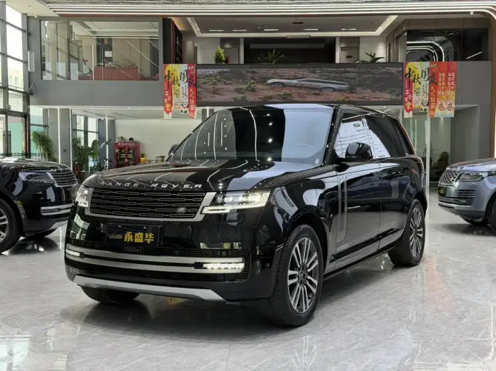 Range Rover 2024 Model 3.0 L6 400PS Shengshi Extended Edition – фото 1