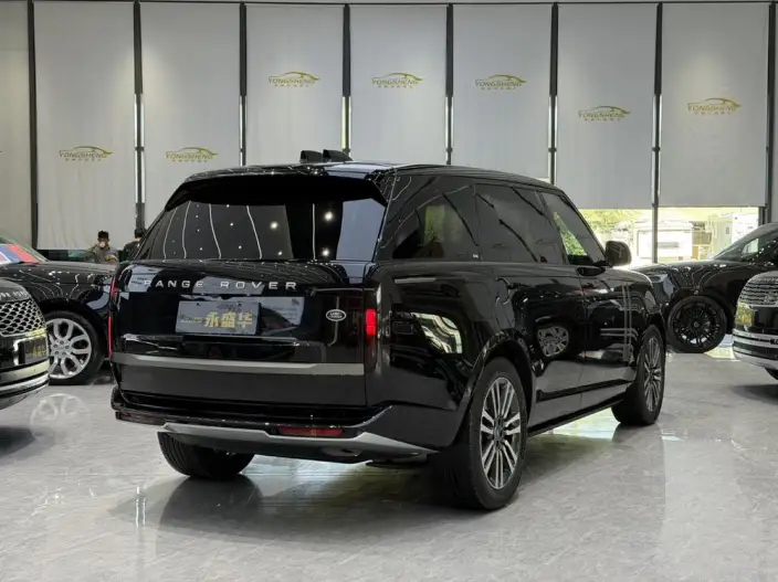 Range Rover 2024 Model 3.0 L6 400PS Shengshi Extended Edition – фото 2
