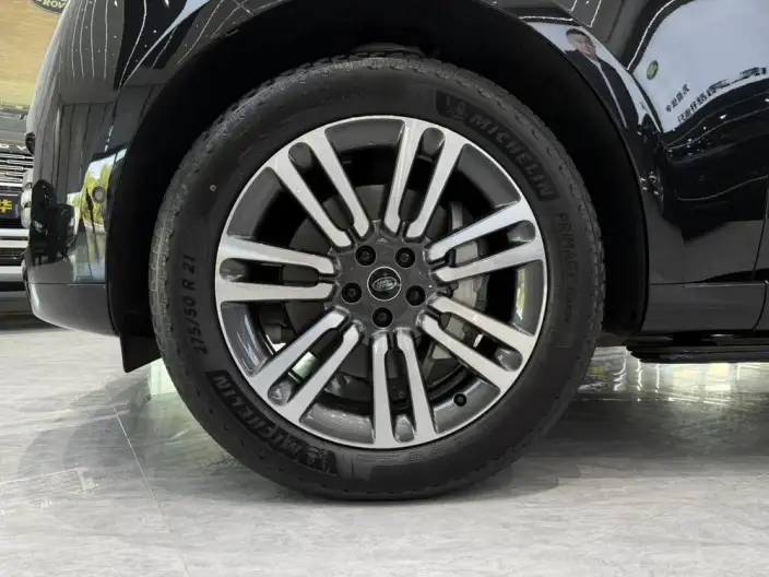 Range Rover 2024 Model 3.0 L6 400PS Shengshi Extended Edition – фото 3