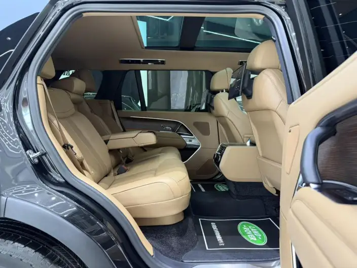 Range Rover 2024 Model 3.0 L6 400PS Shengshi Extended Edition – фото 8