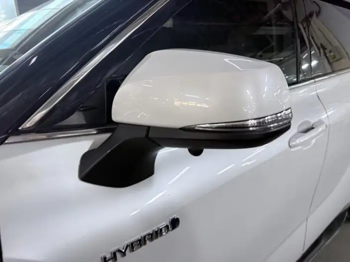 Toyota Highlander 2024 Model Hybrid 2.5L 4WD Premium Edition 7 seat – фото 9