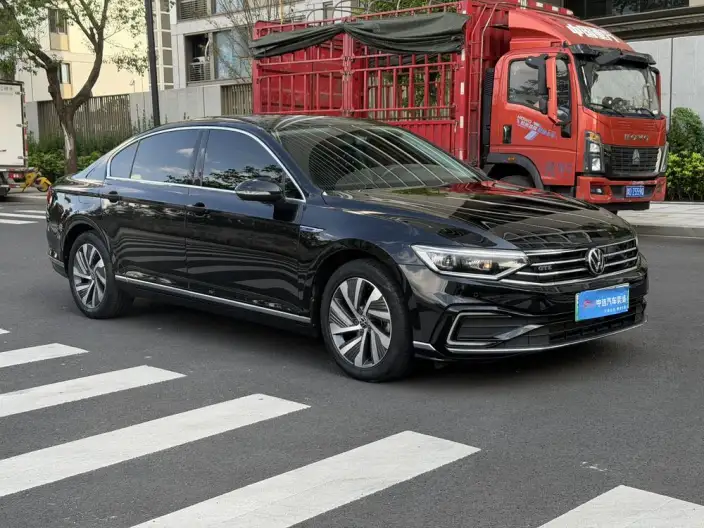 Volkswagen Magotan PHEV 2020 Model Luxury Model – фото 3