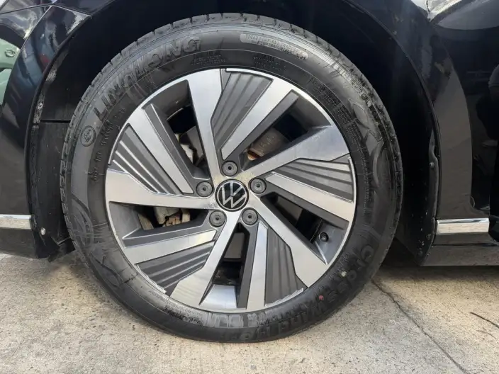 Volkswagen Magotan PHEV 2020 Model Luxury Model – фото 9