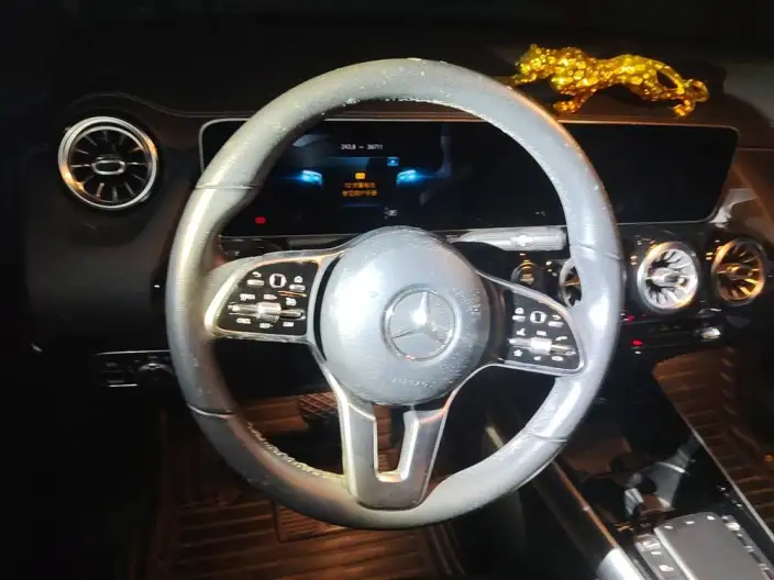 Mercedes-Benz GLA 2020 Model GLA 200 – фото 7