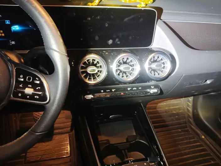 Mercedes-Benz GLA 2020 Model GLA 200 – фото 8