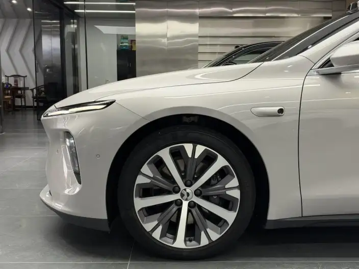 NIO ET7 2021 Model 100kWh First Edition Edition – фото 9
