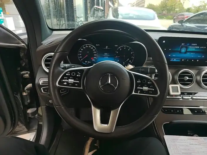 Mercedes-Benz GLC 2022 Model Facelift GLC 260 L 4MATIC Luxury Model – фото 7