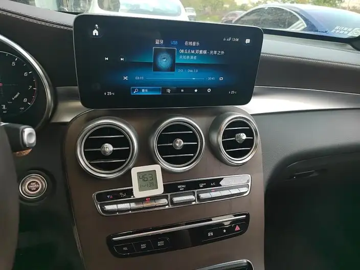 Mercedes-Benz GLC 2022 Model Facelift GLC 260 L 4MATIC Luxury Model – фото 8