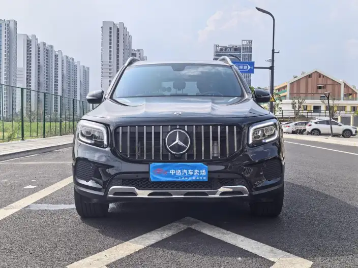 Mercedes-Benz GLB 2023 Model GLB 220 Fashion Model – фото 2