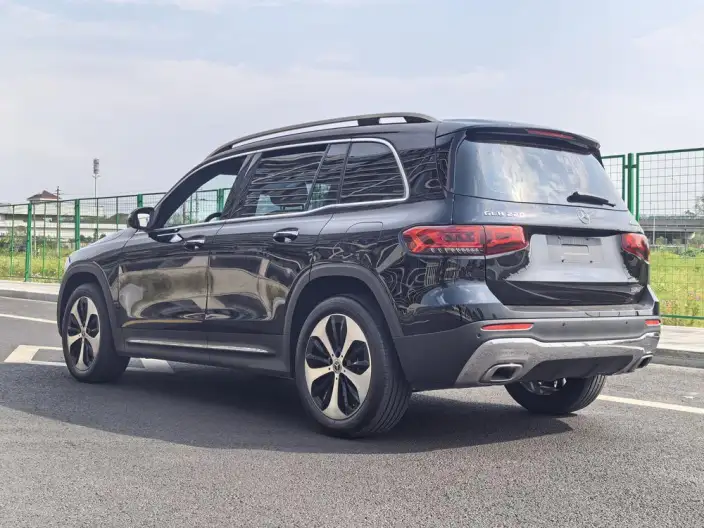 Mercedes-Benz GLB 2023 Model GLB 220 Fashion Model – фото 5