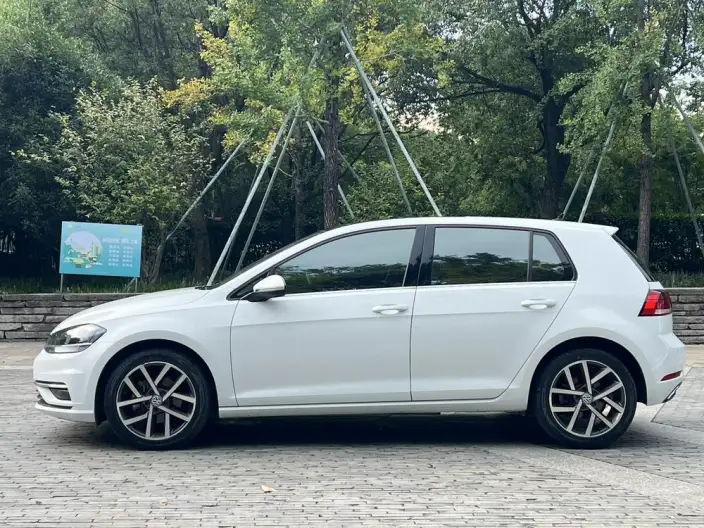 Volkswagen Golf 2020 Model 280TSI DSG Comfort Model – фото 4