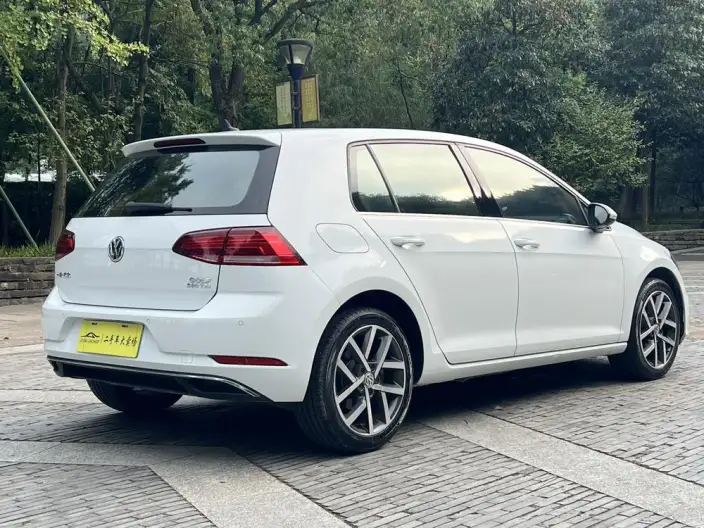 Volkswagen Golf 2020 Model 280TSI DSG Comfort Model – фото 7