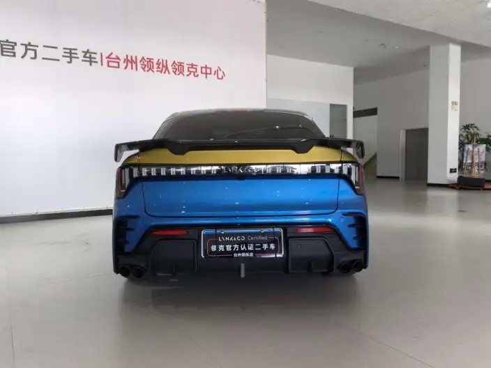 Lynk & Co 03 2023 Model 03+ 2.0TD Automatic Performance Package – фото 4