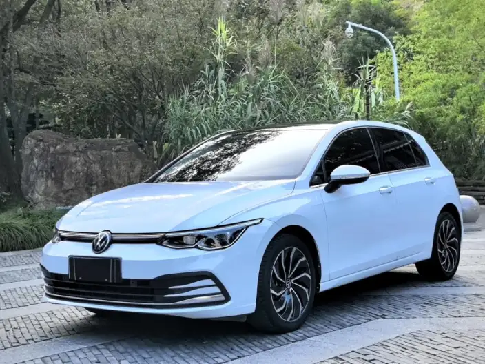 Volkswagen Golf 2023 Model 280TSI DSG Pro – фото 1