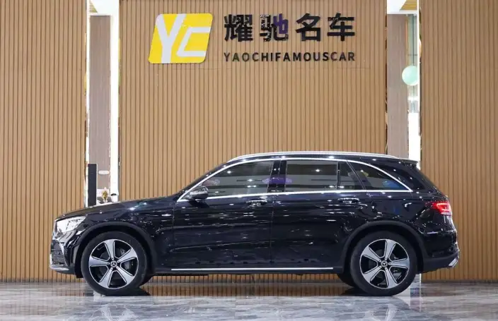 Mercedes-Benz GLC 2022 Model Facelift GLC 300 L 4MATIC Dynamic Model Collector Edition – фото 3