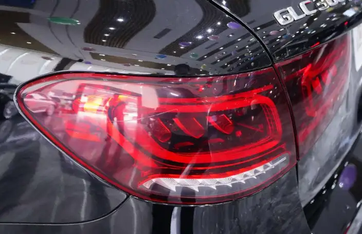 Mercedes-Benz GLC 2022 Model Facelift GLC 300 L 4MATIC Dynamic Model Collector Edition – фото 7