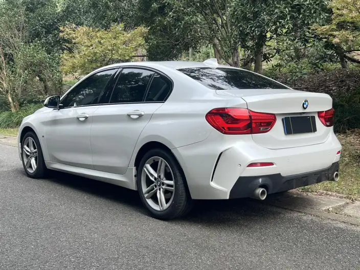 BMW 1 Series 2020 Model 120i M Sports Set – фото 4