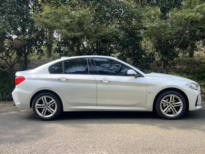 BMW 1 Series 2020 Model 120i M Sports Set – фото 7