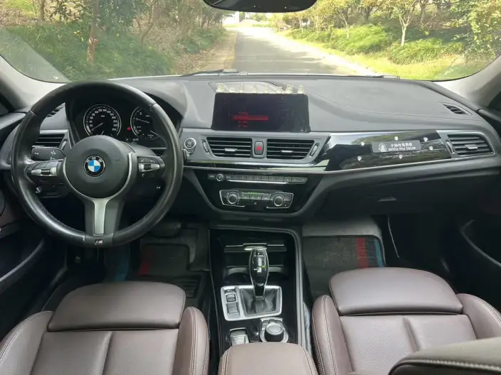 BMW 1 Series 2020 Model 120i M Sports Set – фото 10