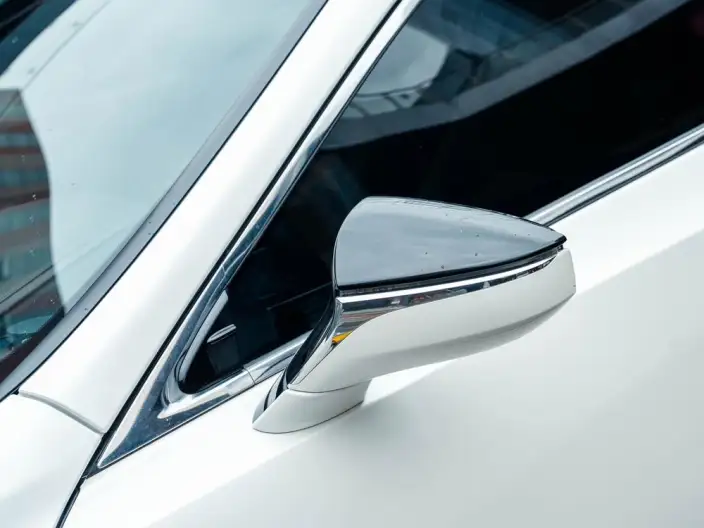 Lexus ES 2020 Model 300h Superior Edition China V – фото 8