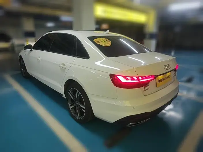 Audi A4 L 2022 Model 40 TFSI Luxury Dynamic Model – фото 4