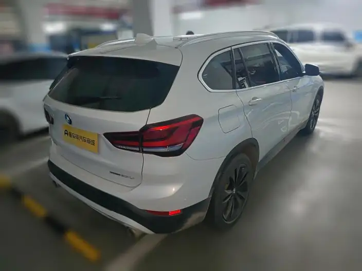 BMW X1 2020 Model sDrive20Li Fashion Model – фото 2